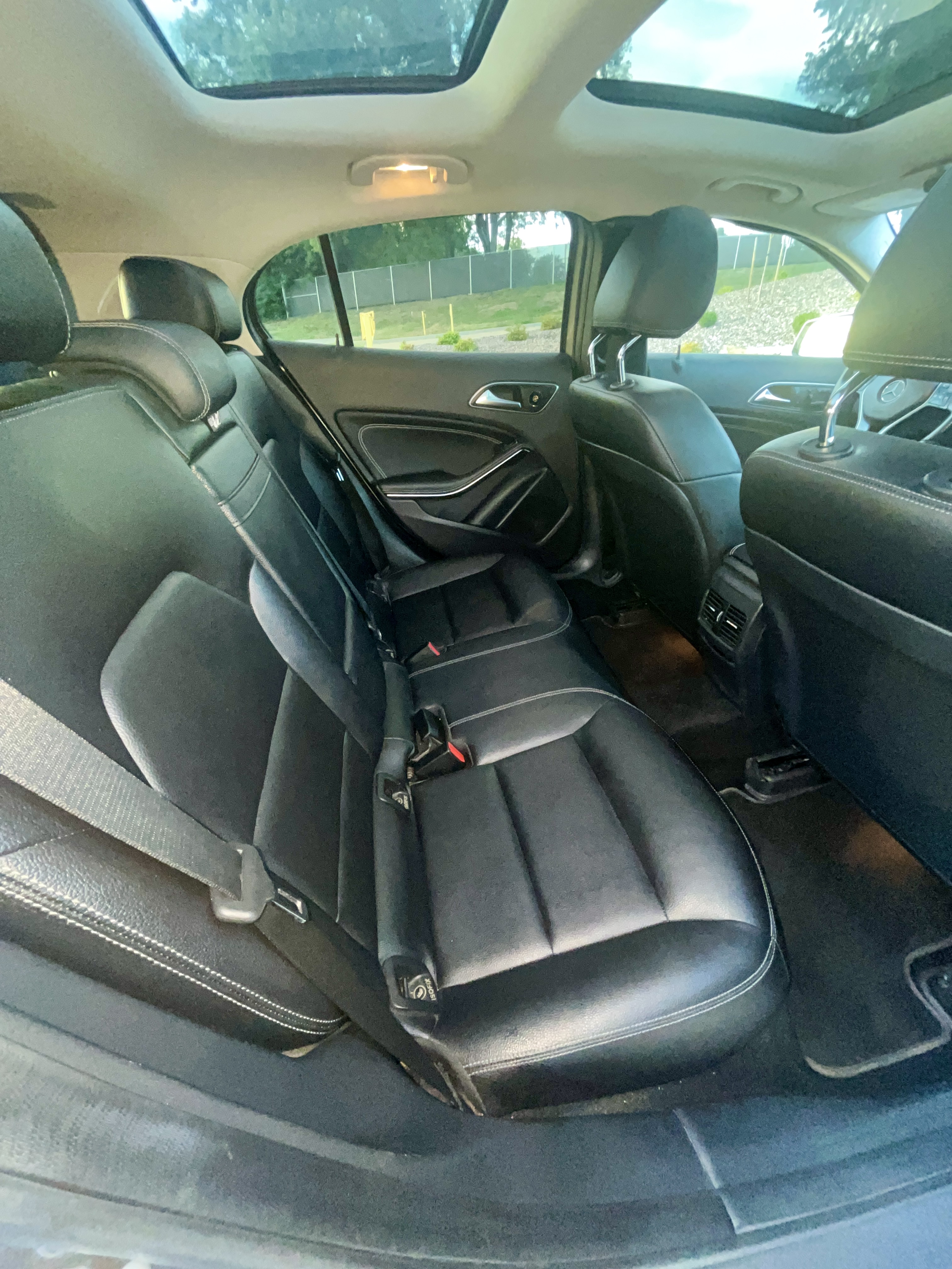 Used 2015 Mercedes-Benz GLA 250 4MATIC image 16