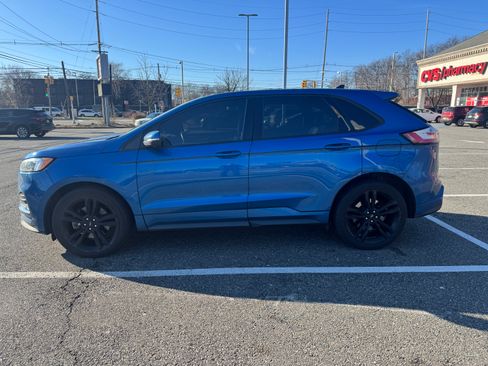 Used 2020 Ford Edge ST w/ Equipment Group 401A image 4