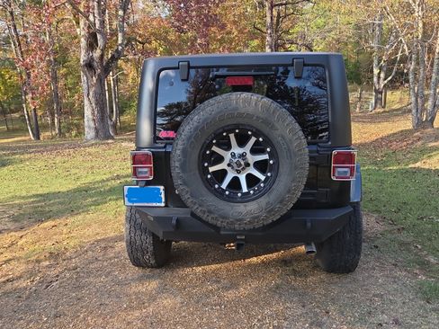 Used 2015 Jeep Wrangler Sahara w/ Dual Top Group image 6