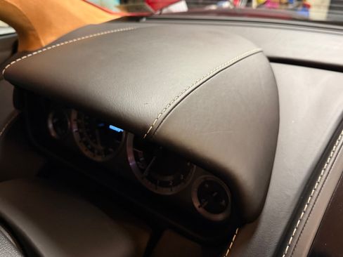 Used 2010 Aston Martin V8 Vantage Roadster image 17