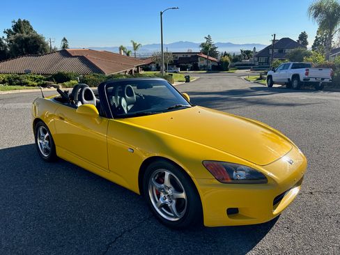 Used 2002 Honda S2000 image 25