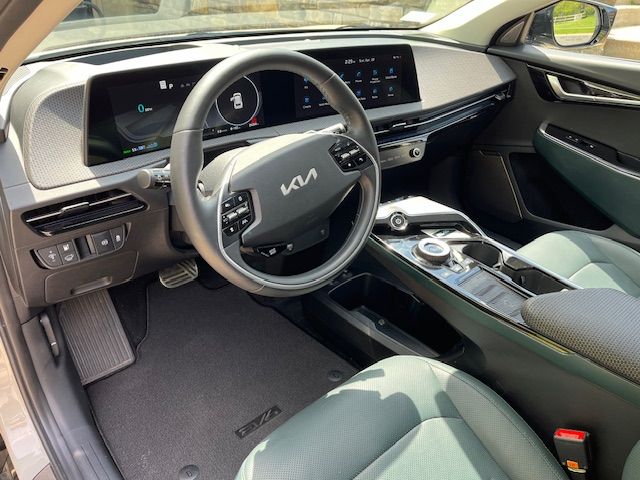 Used 2022 Kia EV6 GT-Line w/ First Edition Package AWD/4WD image 12