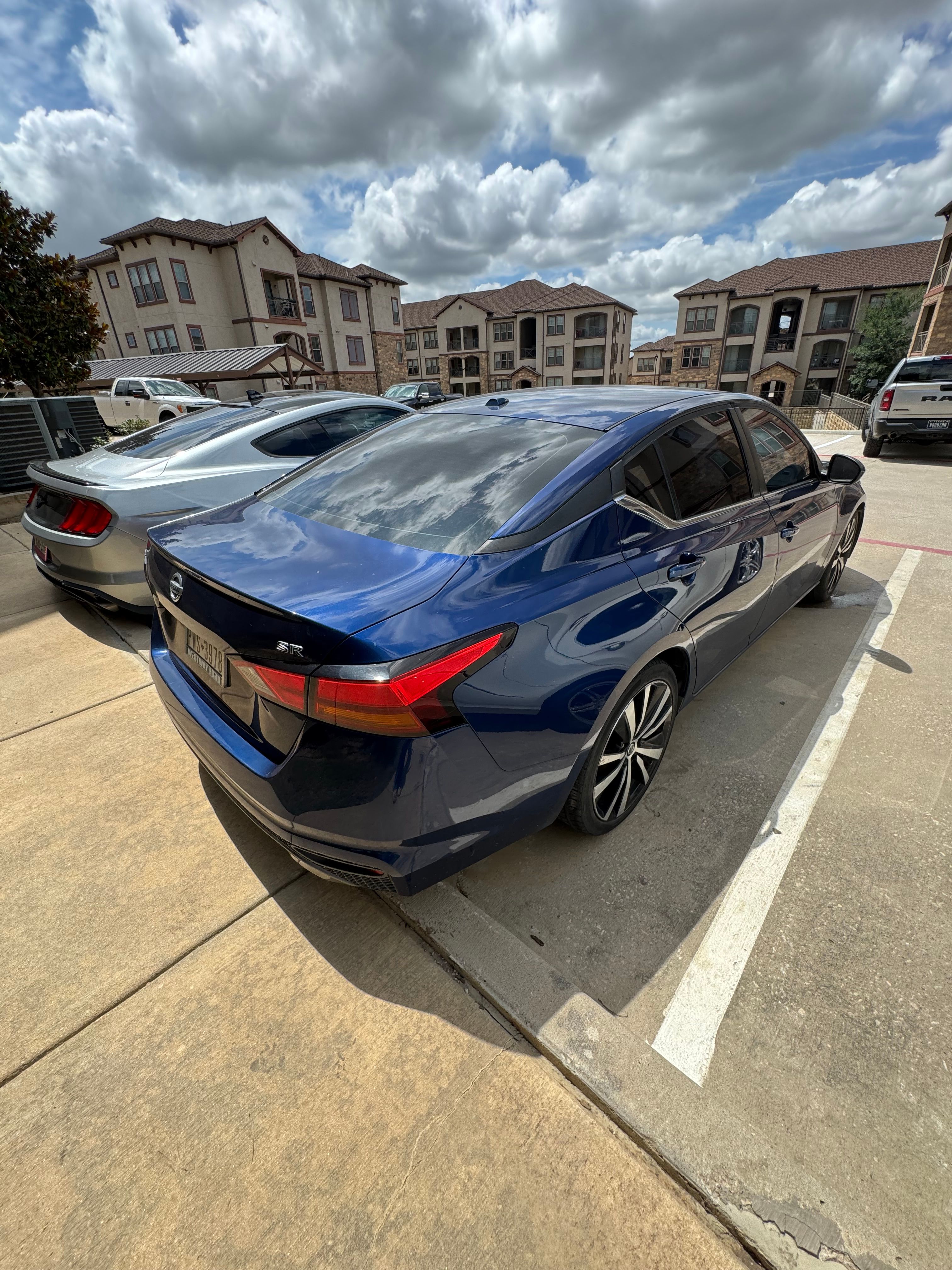 Used 2019 Nissan Altima 2.5 SR FWD image 9