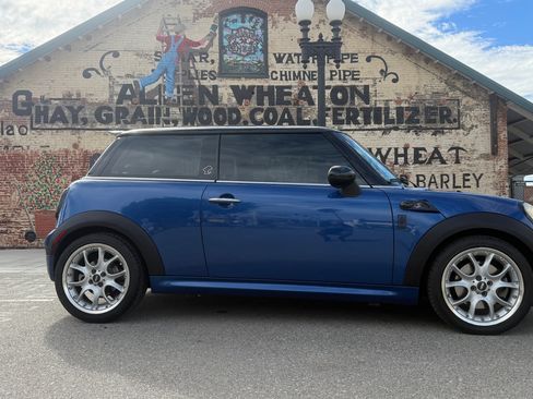 Used 2007 MINI Cooper S FWD image 6