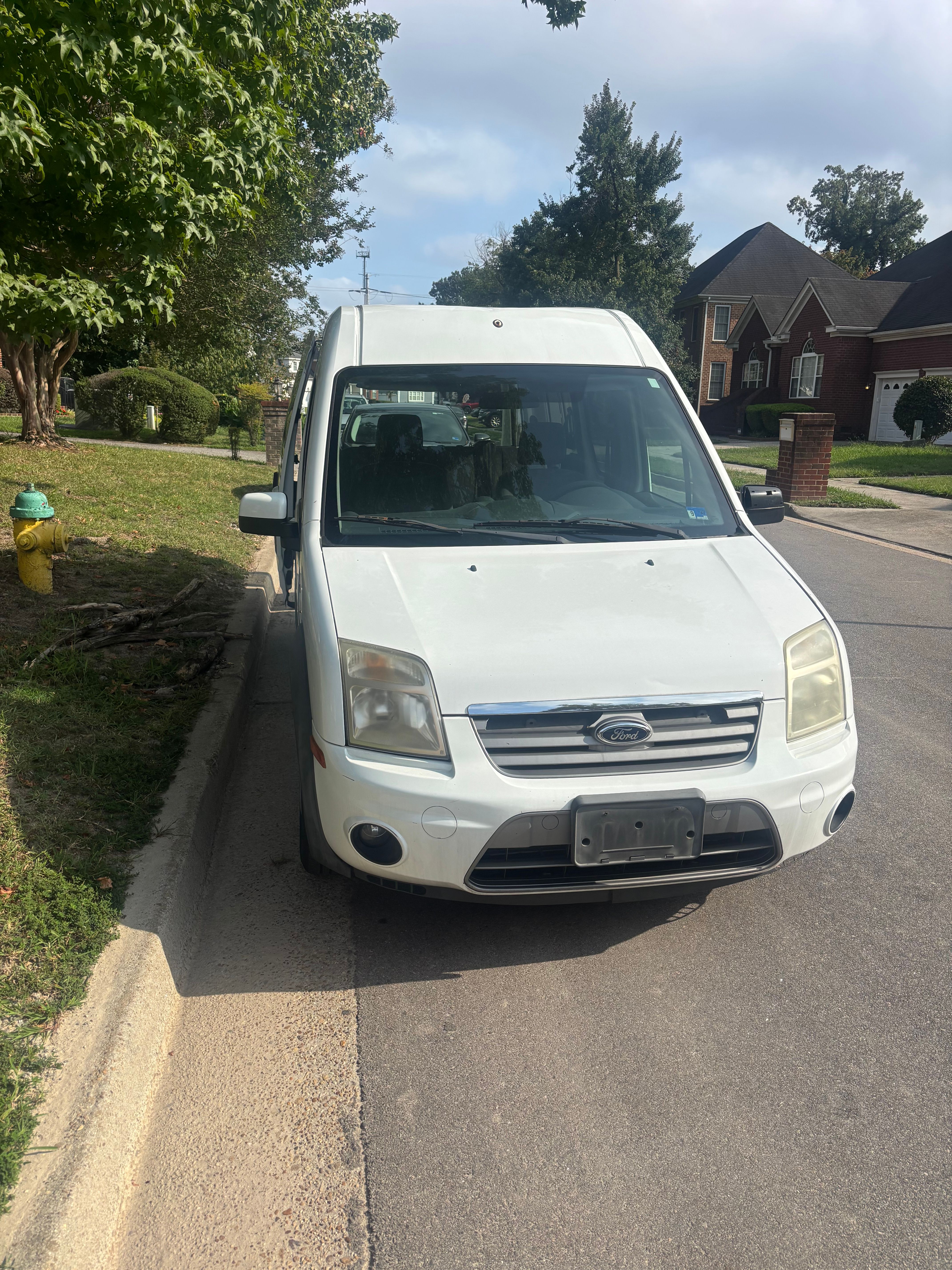 Used 2013 Ford Transit Connect XLT FWD image 1