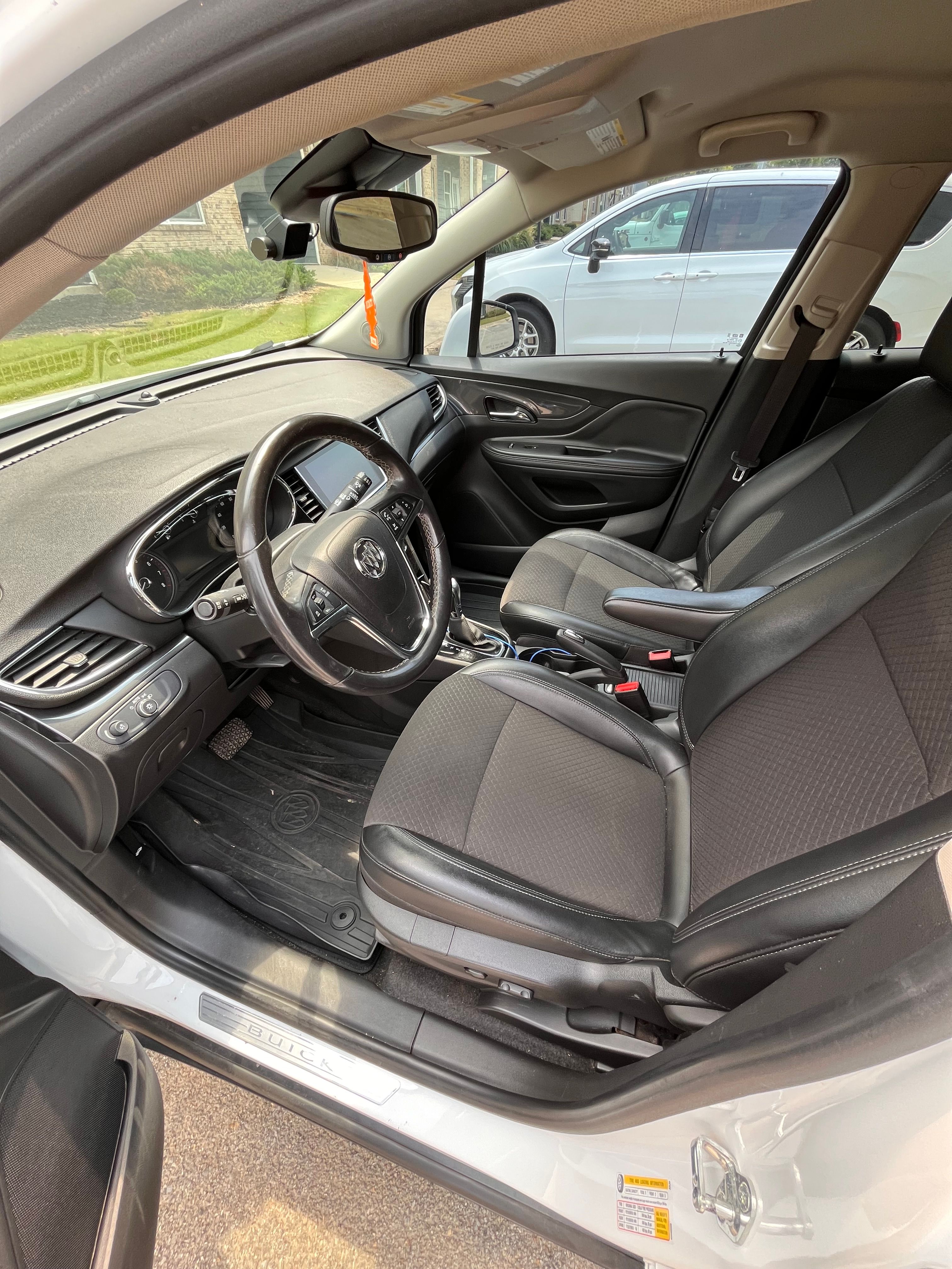 Used 2019 Buick Encore Preferred w/ Safety Package FWD image 6