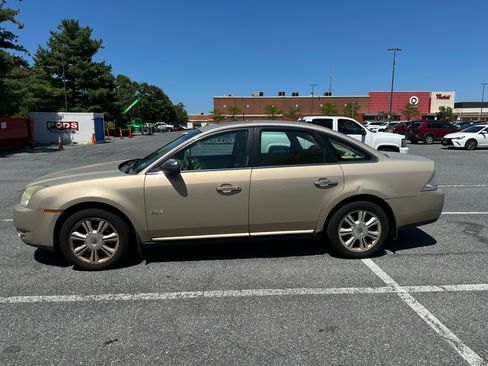 Used 2008 Mercury Sable Premier image 1