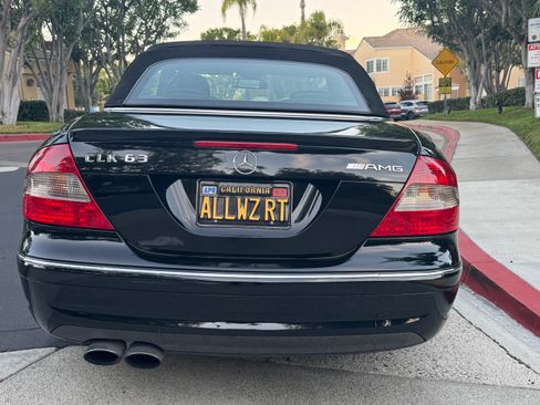 Used 2007 Mercedes-Benz CLK 63 AMG CLK 63 AMG Cabriolet 2D image 2
