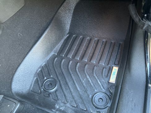 Used 2015 Jeep Wrangler Sport image 18