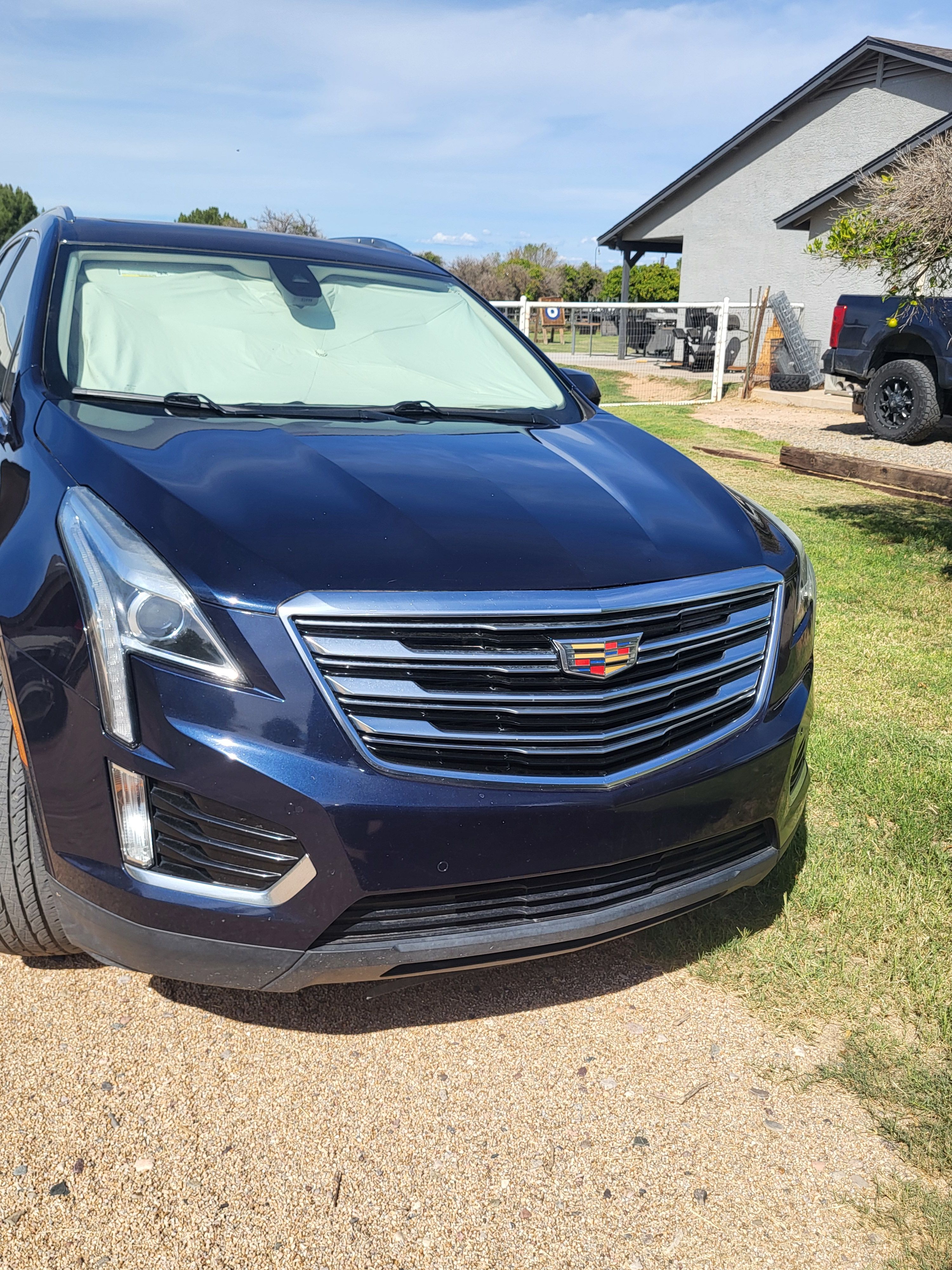 Used 2017 Cadillac XT5 Luxury w/ Driver Awareness Package AWD/4WD image 1