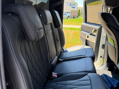Used 2020 Mercedes-Benz G 550 image 11