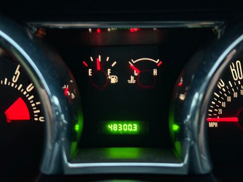 Used 2005 Ford Mustang GT RWD image 13