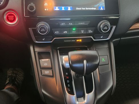 Used 2018 Honda CR-V Touring image 8