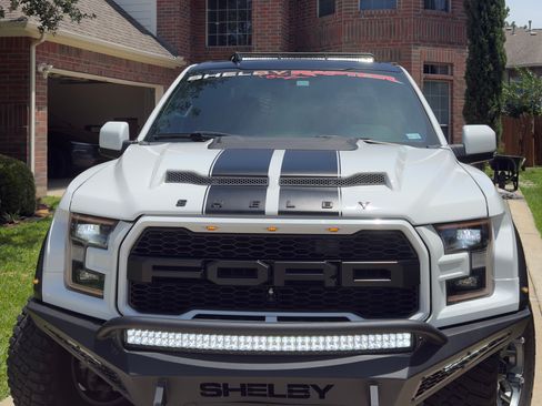 Used 2019 Ford F150 Raptor w/ Equipment Group 802A Luxury AWD/4WD image 1