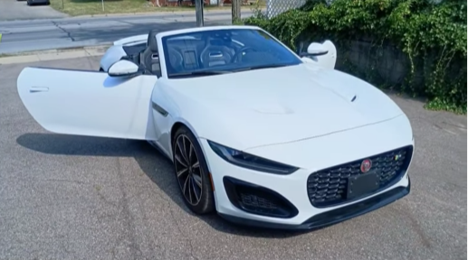 Used 2021 Jaguar F-TYPE R AWD/4WD image 10