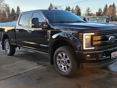 Used 2019 Ford F250 King Ranch w/ King Ranch Ultimate Package image 5