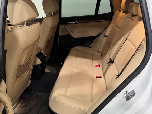 Used 2017 BMW X3 sDrive28i image 8