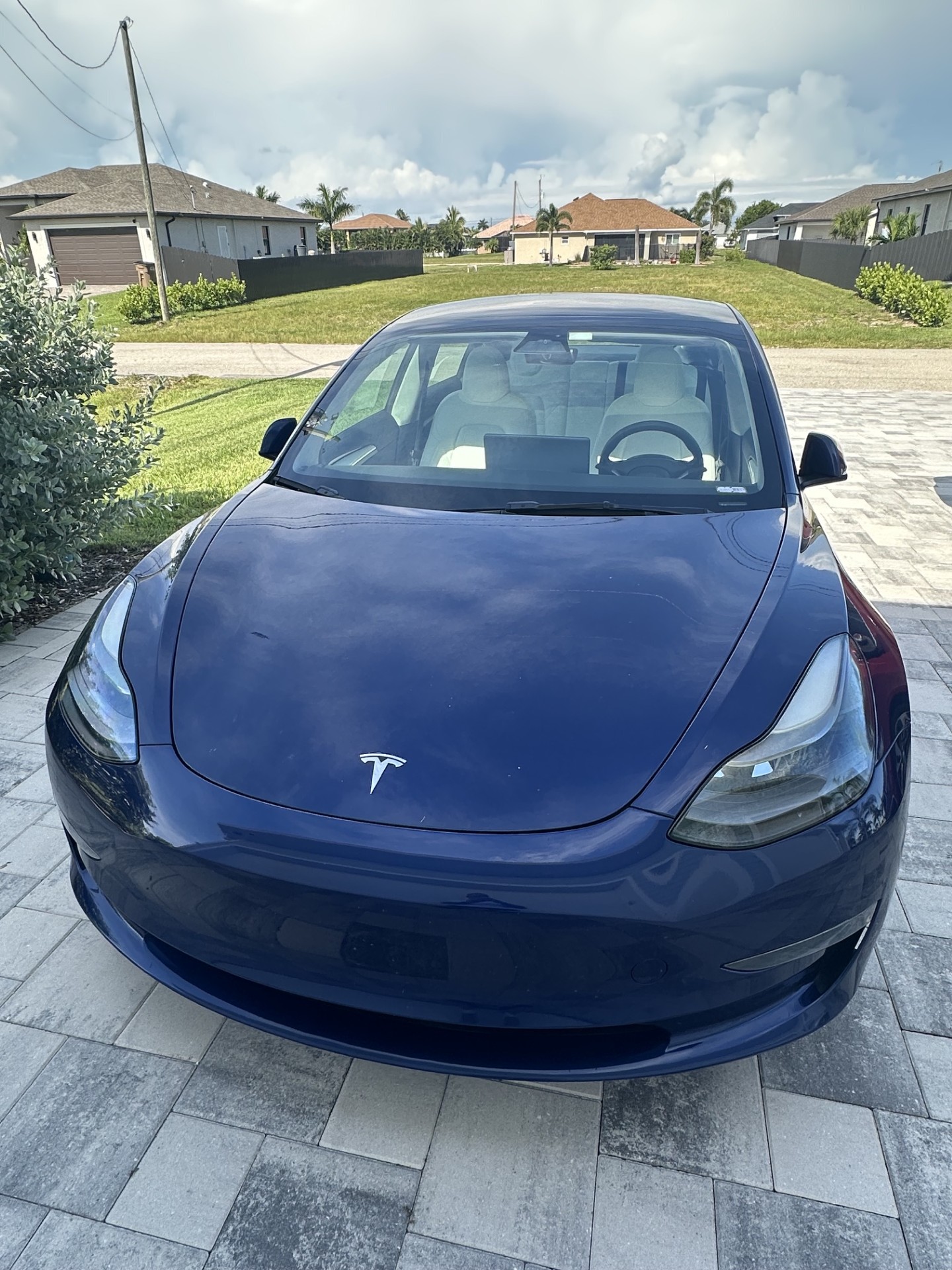 Used 2023 Tesla Model 3 Standard Range RWD image 2
