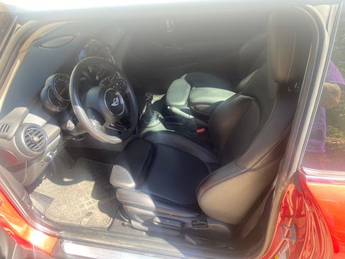 Used 2015 MINI Cooper 2-Door Hardtop image 11