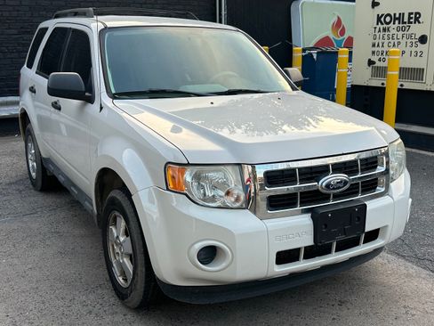 Used 2012 Ford Escape XLS FWD image 2