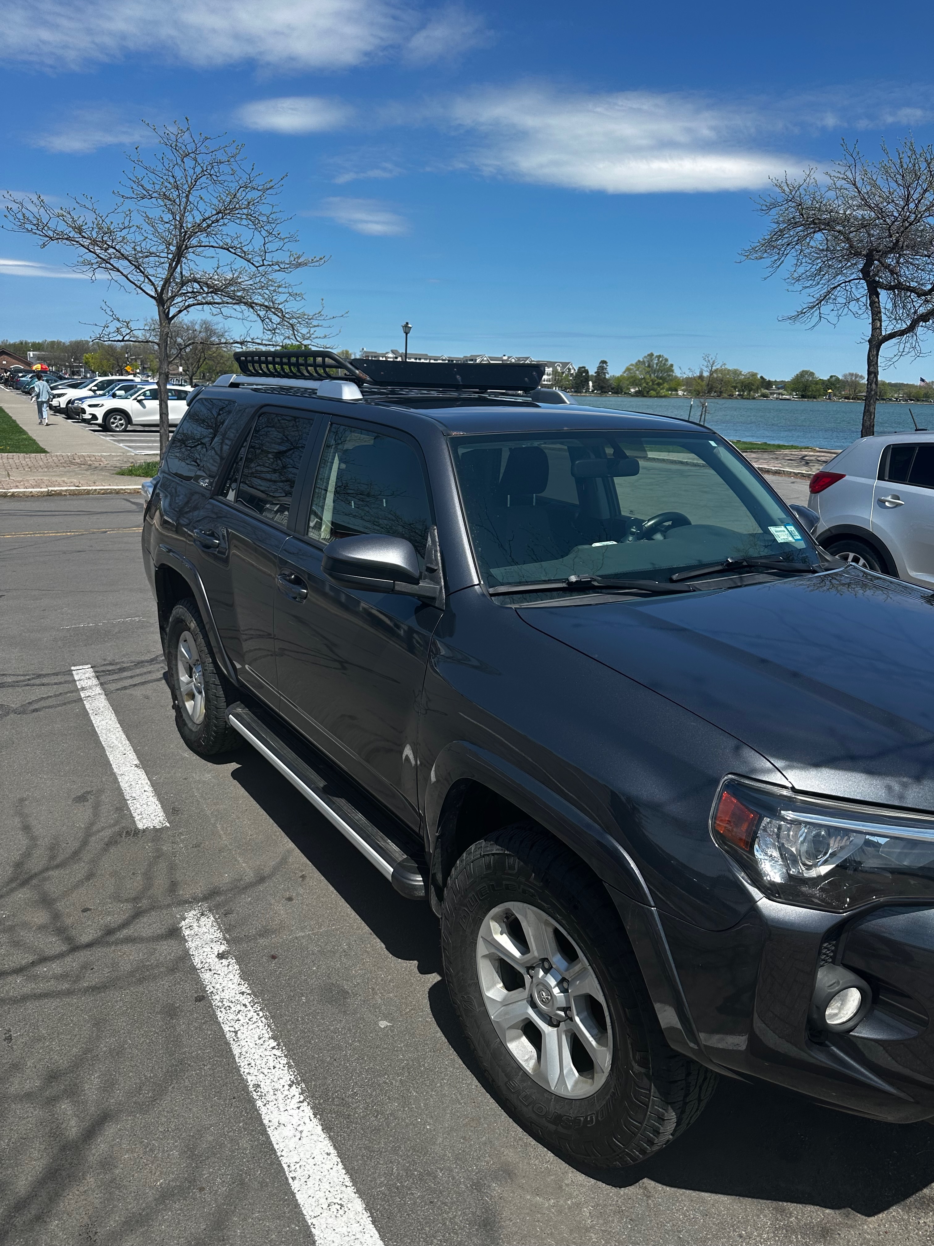 Used 2016 Toyota 4Runner SR5 AWD/4WD image 11