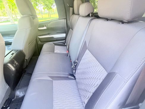 Used 2016 Toyota Tundra SR5 w/ SR5 Upgrade Package RWD image 26