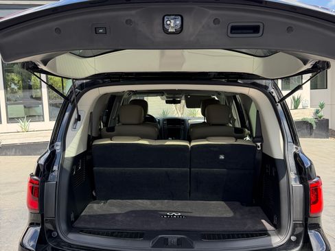 Used 2021 INFINITI QX80 Premium Select w/ Cargo Package image 14