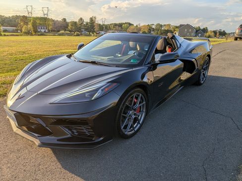Used 2023 Chevrolet Corvette Stingray Premium Conv w/ Z51 Performance Package image 1