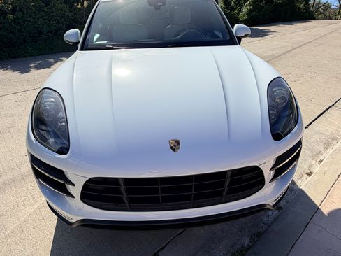 Used 2015 Porsche Macan Turbo AWD/4WD image 12