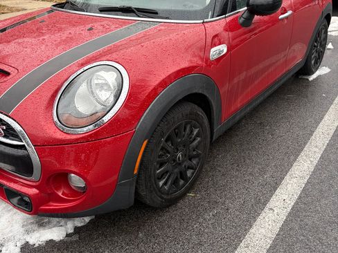 Used 2016 MINI Cooper S image 11