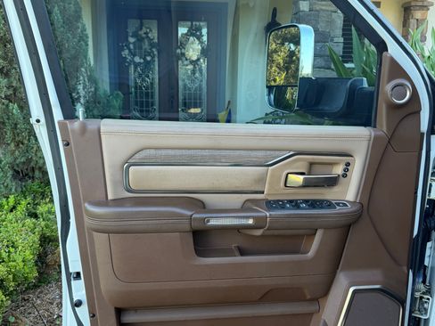 Used 2022 RAM 2500 Limited AWD/4WD image 19