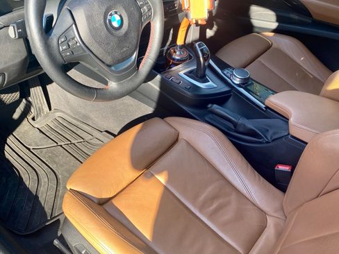 Used 2018 BMW 330i Gran Turismo xDrive 330i Gran Turismo xDrive Sedan image 2