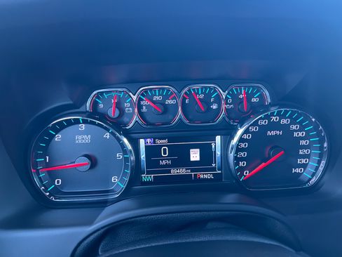 Used 2020 Chevrolet Tahoe Premier image 16