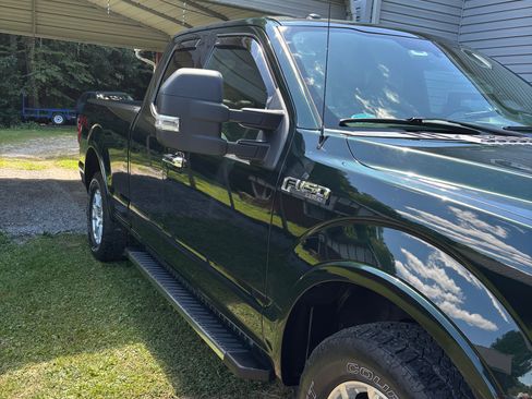 Used 2015 Ford F150 Lariat w/ Equipment Group 501A Mid image 12