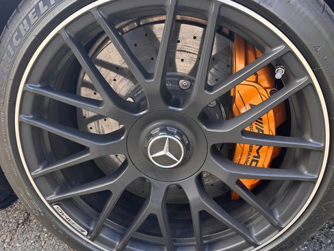Used 2018 Mercedes-Benz SL 63 AMG image 8