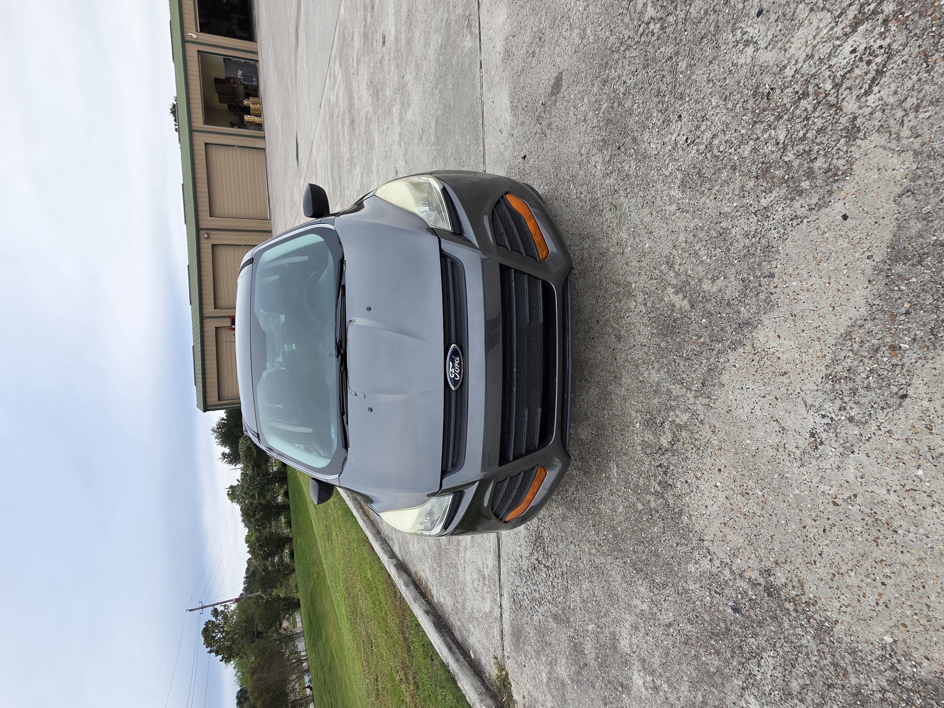 Used 2016 Ford Escape S FWD image 1