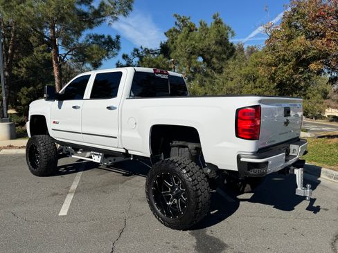 Used 2018 Chevrolet Silverado 2500 LTZ w/ Duramax Plus Package image 4