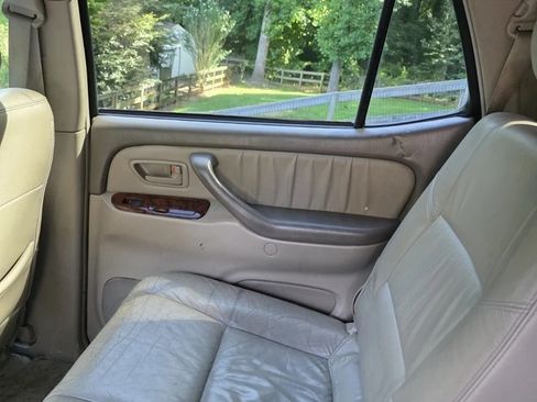 Used 2006 Toyota Sequoia Limited AWD/4WD image 19