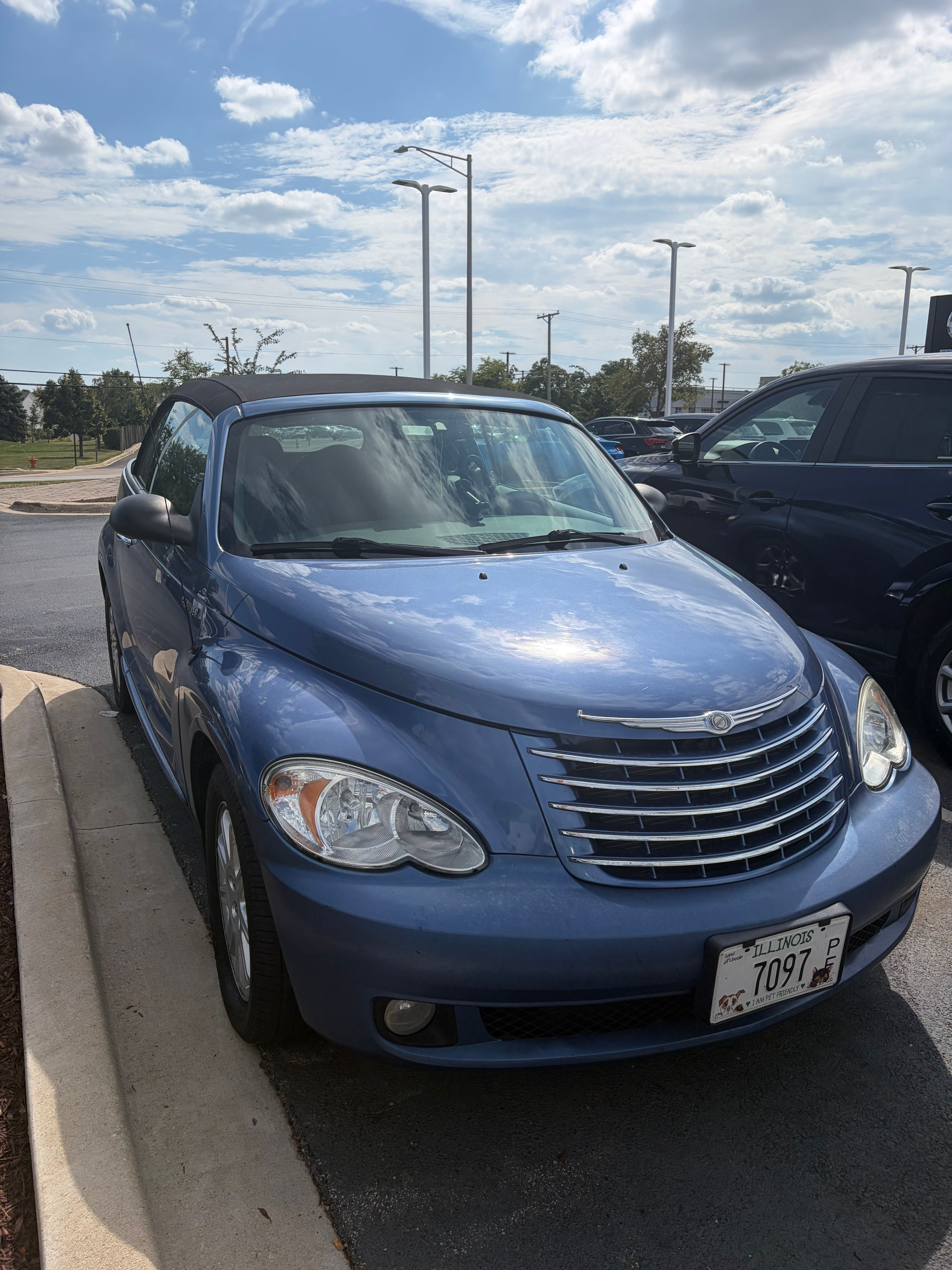 Used 2006 Chrysler PT Cruiser Touring FWD image 1