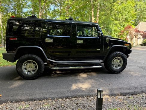 Used 2004 HUMMER H2 w/ Preferred Equipment Group AWD/4WD image 22
