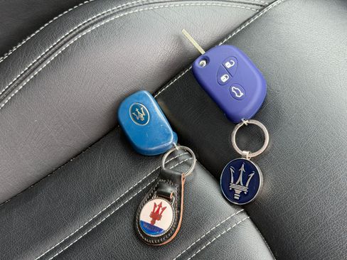 Used 2009 Maserati GranTurismo S RWD image 16