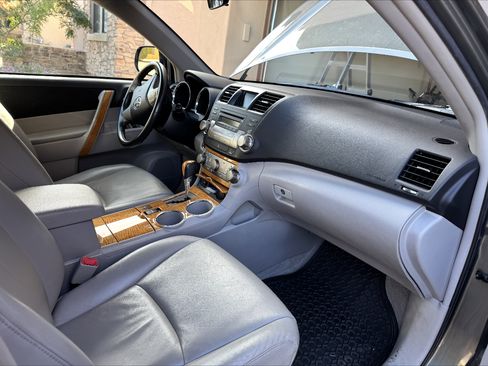 Used 2009 Toyota Highlander Hybrid image 11