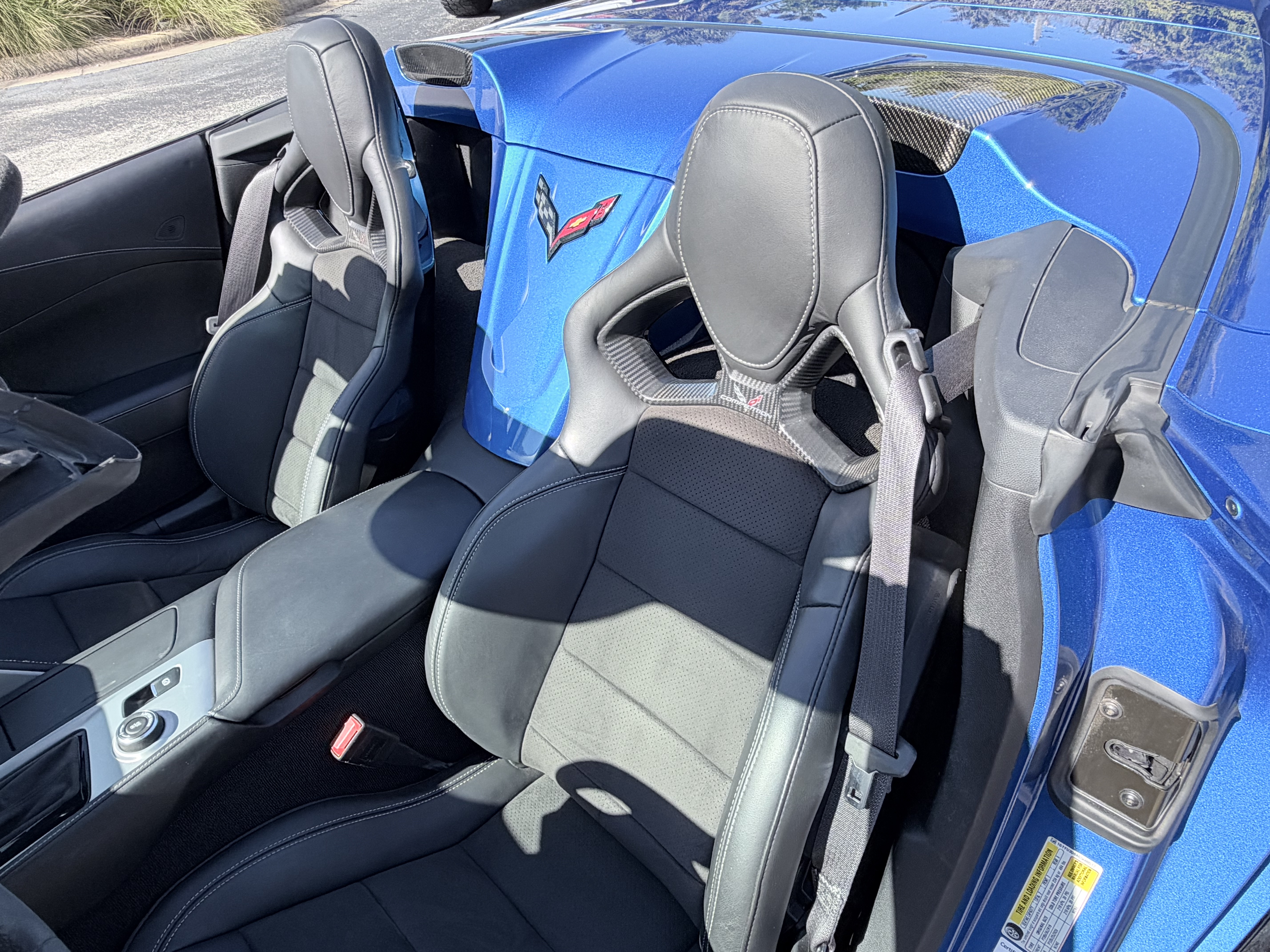 Used 2016 Chevrolet Corvette Z06 w/ 3LZ Preferred Equipment Group RWD image 13