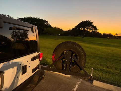 Used 2007 Jeep Wrangler Unlimited X image 11