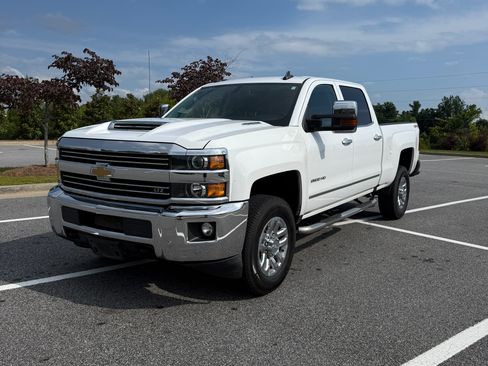 Used 2018 Chevrolet Silverado 2500 LTZ w/ Duramax Plus Package AWD/4WD image 1