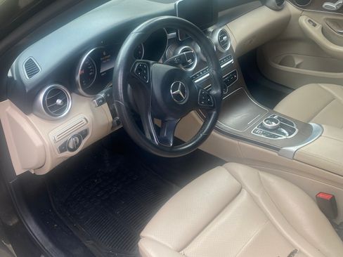 Used 2018 Mercedes-Benz C 300 Sedan image 2