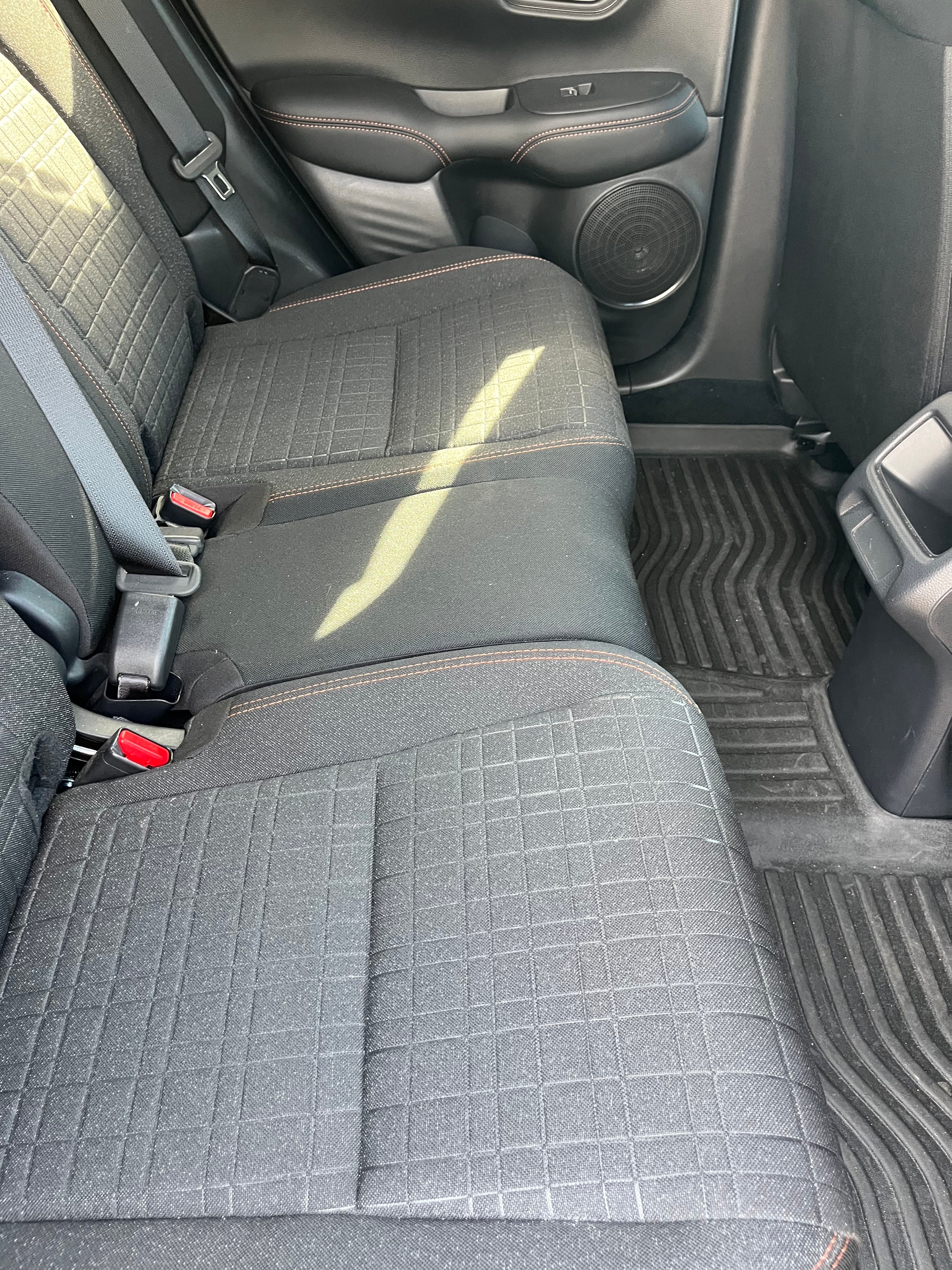 Used 2025 Honda HR-V Sport image 20