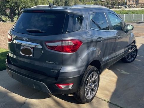 Used 2021 Ford EcoSport Titanium image 6