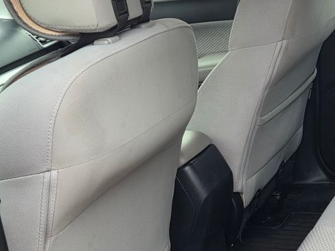 Used 2018 Subaru Forester 2.5i Premium w/ All-Weather Package image 10