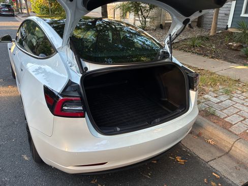 Used 2021 Tesla Model 3 Performance AWD/4WD image 8
